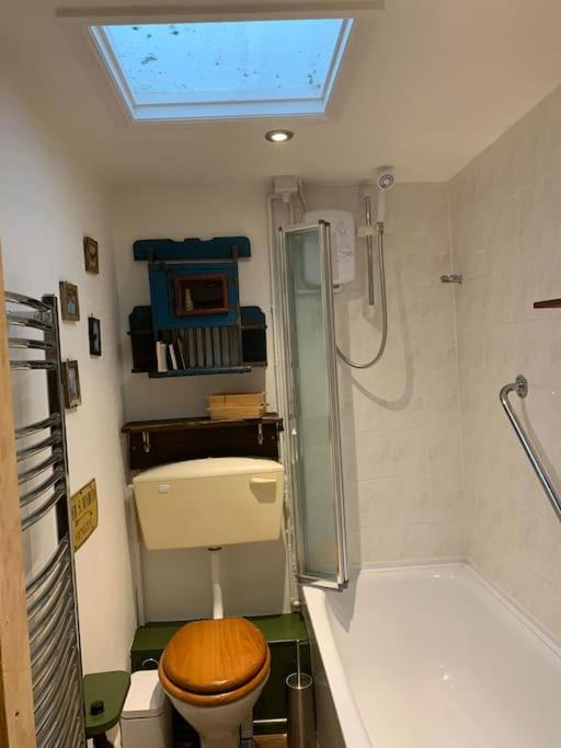 Cosy Holiday Cottage In Crickhowell. Llangattock Esterno foto